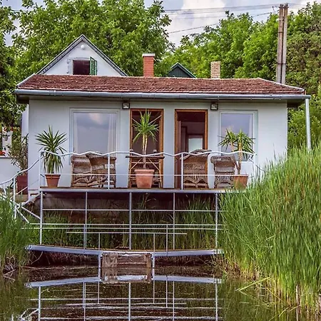 Tavirozsa Elmenypark * Igar