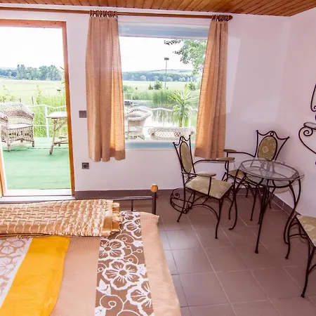 Tavirozsa Elmenypark * Igar