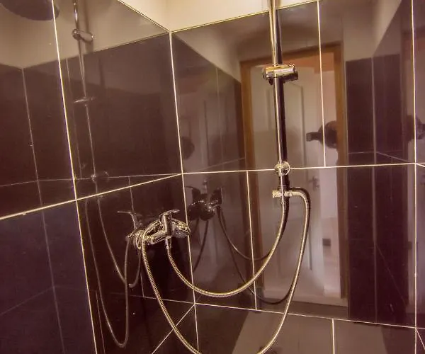 Tavirozsa Elmenypark *