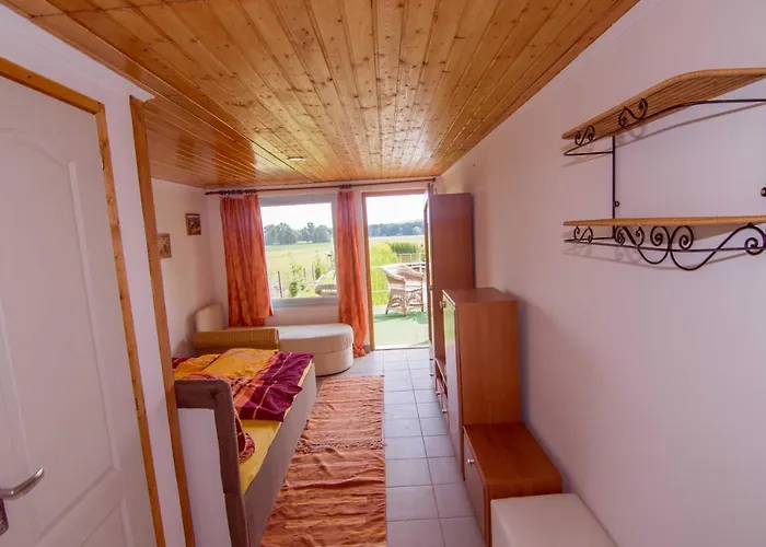 Guest house Tavirozsa Elmenypark *